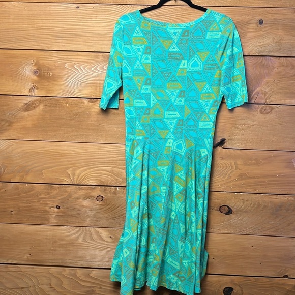LULAROE Scoop Neck 3/4 Sleeves Green Print Casual Shirt Dress Geometric Med Midi - Picture 6 of 8